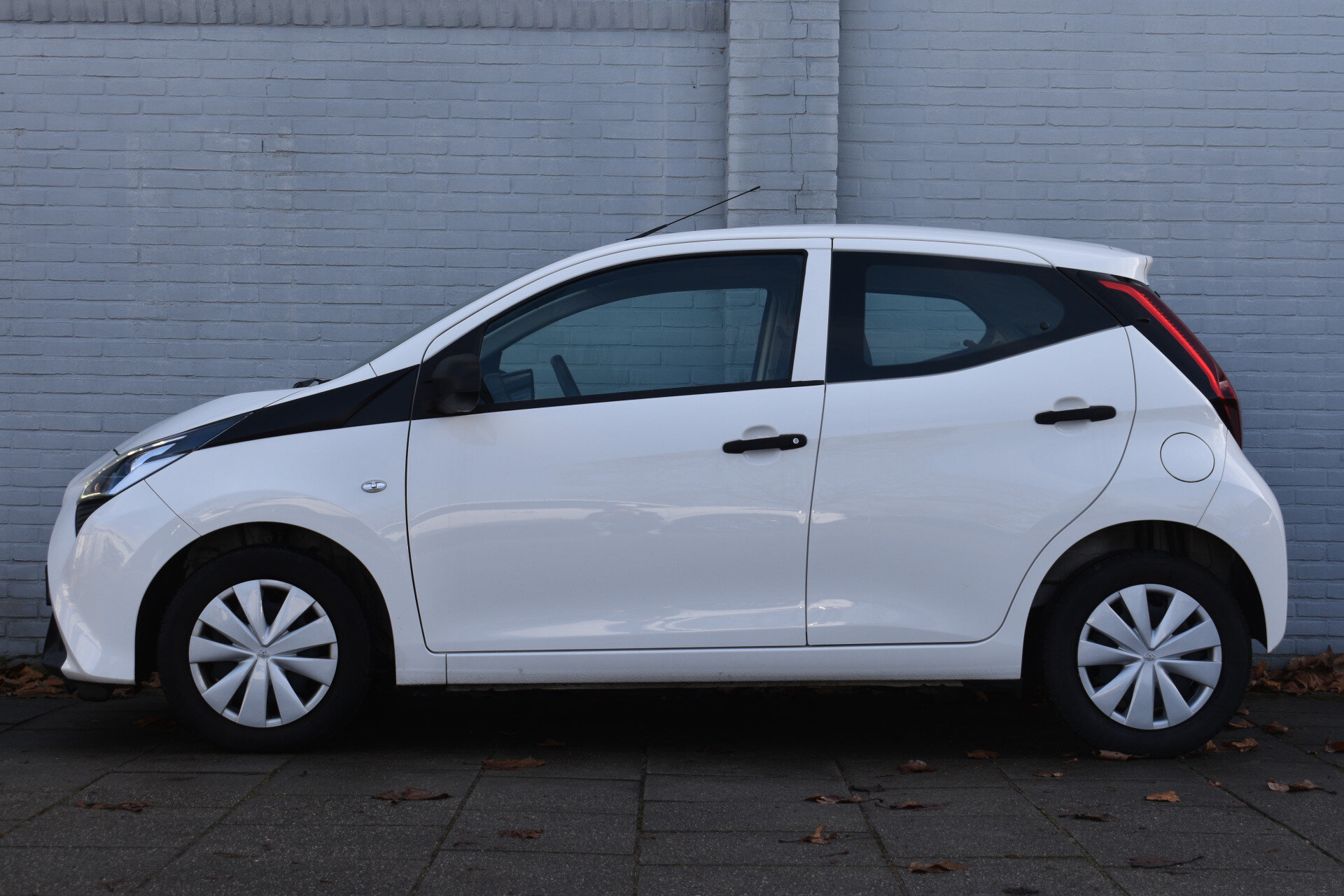 Toyota Aygo 1.0 VVT-i x-fun Handgeschakeld 72pk - Afbeelding 3