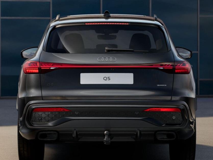 Audi Q5 S edition Competition e-hybrid 270 kW/367 PK - Afbeelding 4