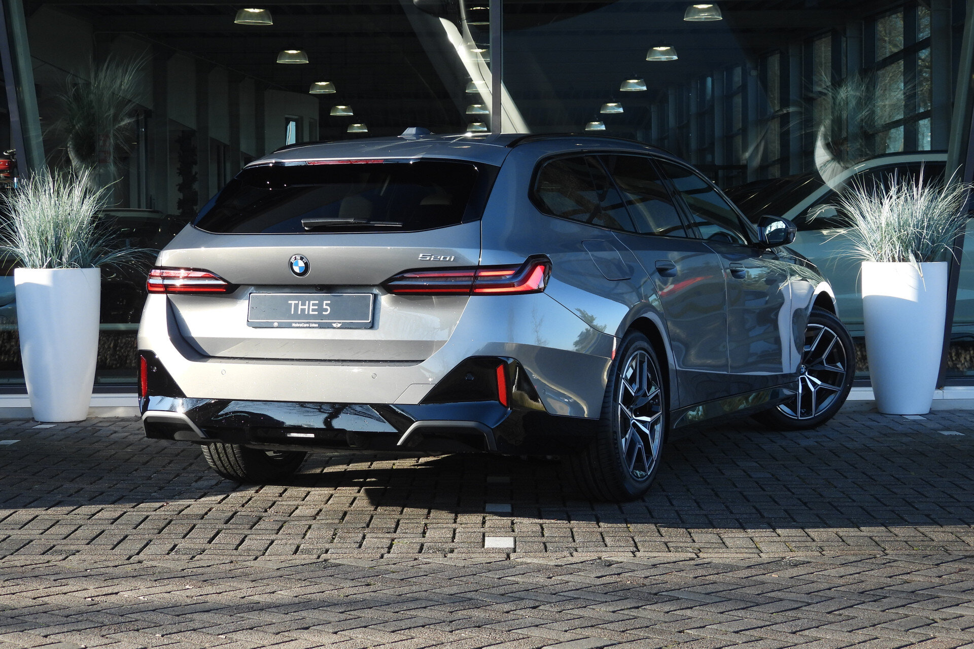 BMW 5 Serie Touring 520i M Sport Automaat - Afbeelding 4