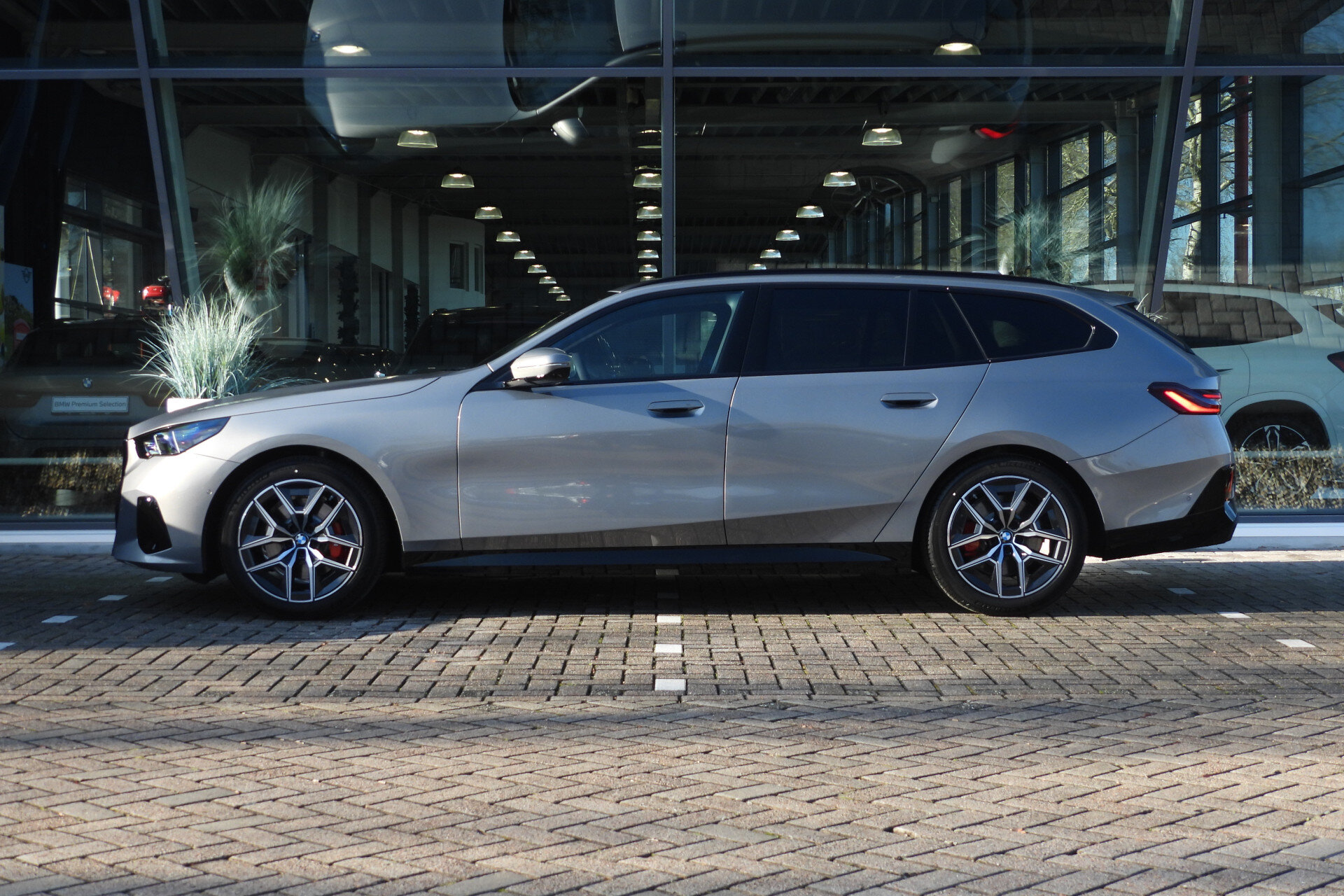 BMW 5 Serie Touring 520i M Sport Automaat - Afbeelding 5