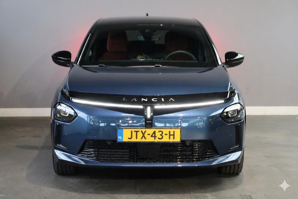 Lancia Ypsilon Edizione Limitata Blu 51 kWh - Afbeelding 2