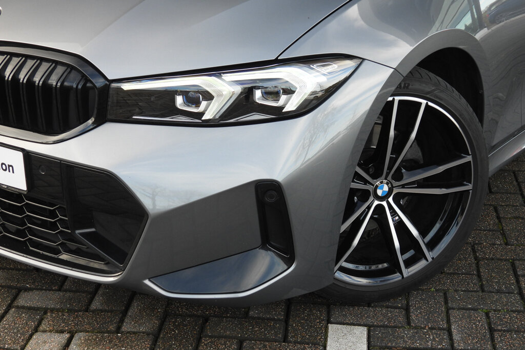 BMW 3 Serie 8