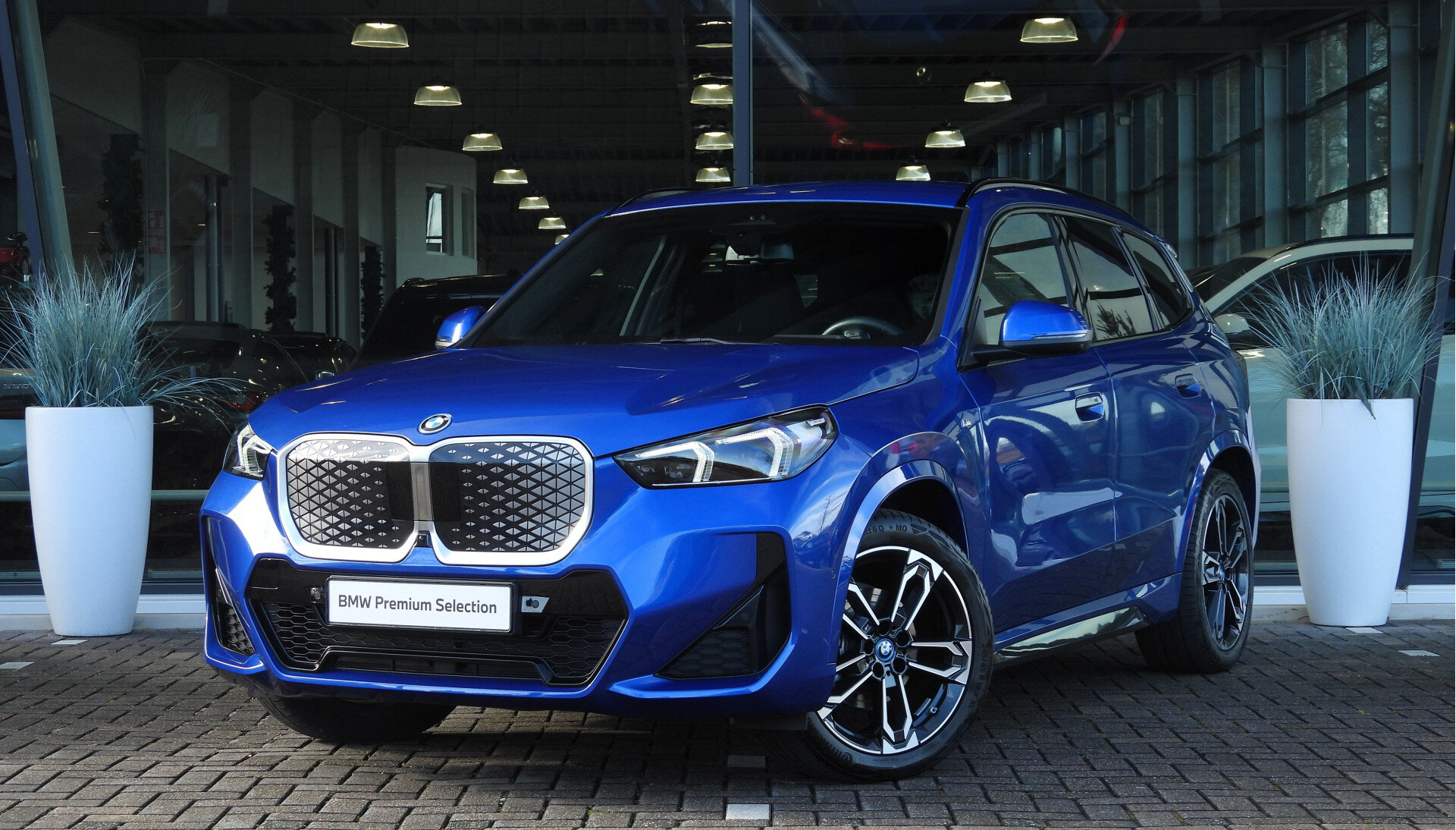 BMW iX1 eDrive20 High Executive M Sport Automaat