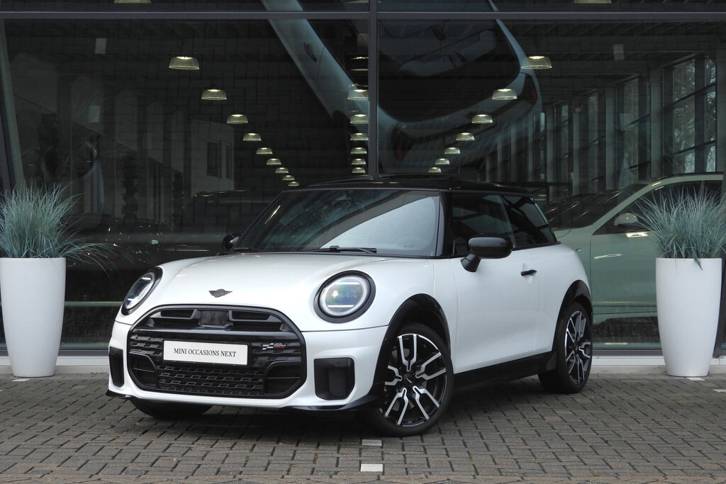 MINI 3-Deurs 1