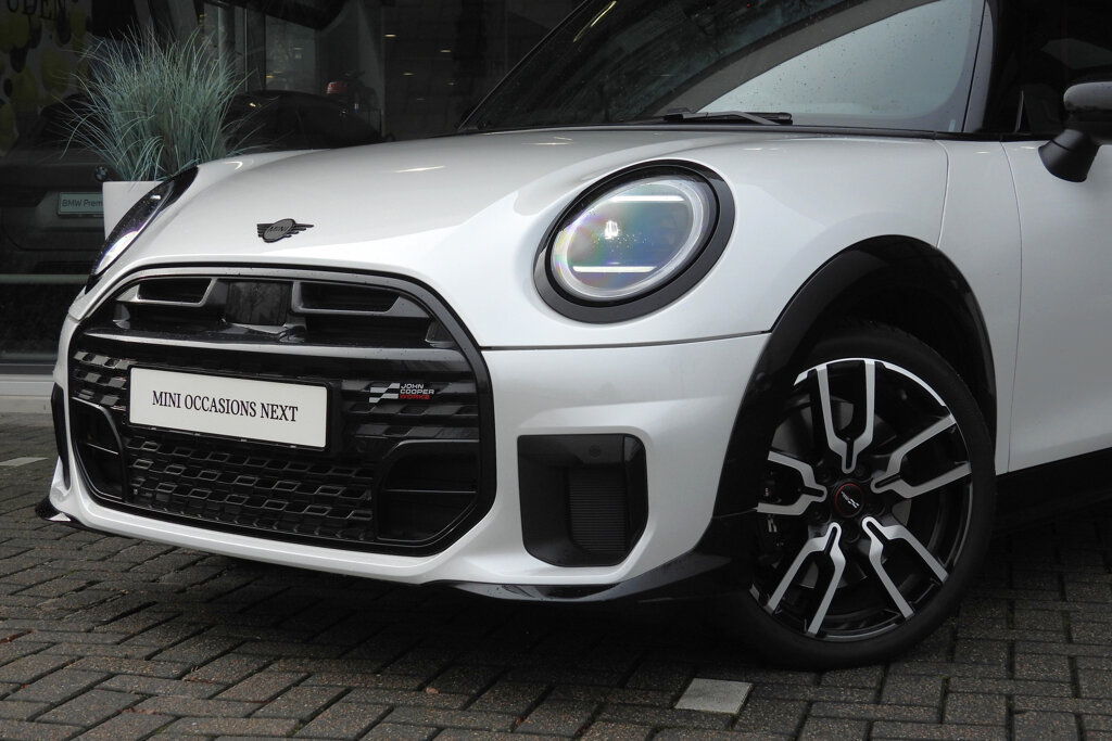 MINI 3-Deurs 4