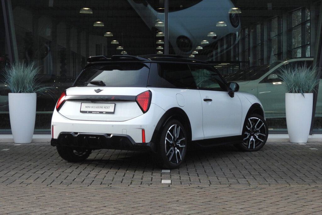 MINI 3-Deurs 15