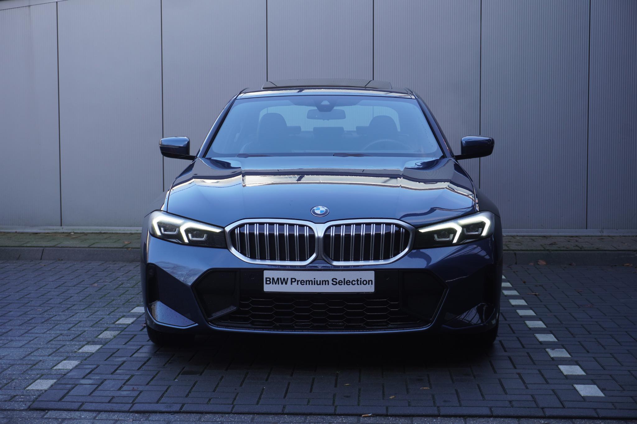 BMW 3 Serie Sedan 318i - Afbeelding 3