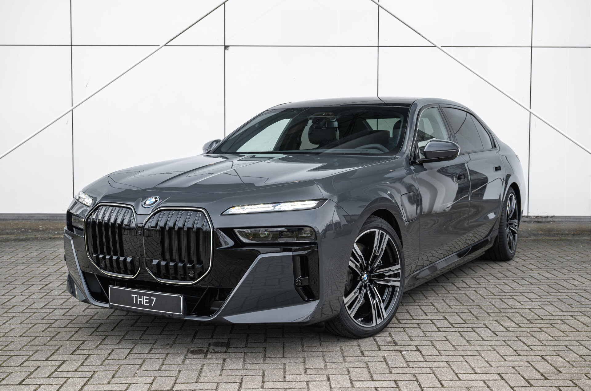 BMW 7 Serie 750e xDrive High Executive M Sport Automaat