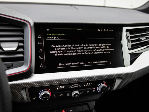 Apple Carplay/Android Auto