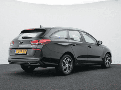 Hyundai i30 Wagon 1.0 T-GDi MHEV Comfort Smart | All-seasonbanden | Navigatie - Afbeelding 2