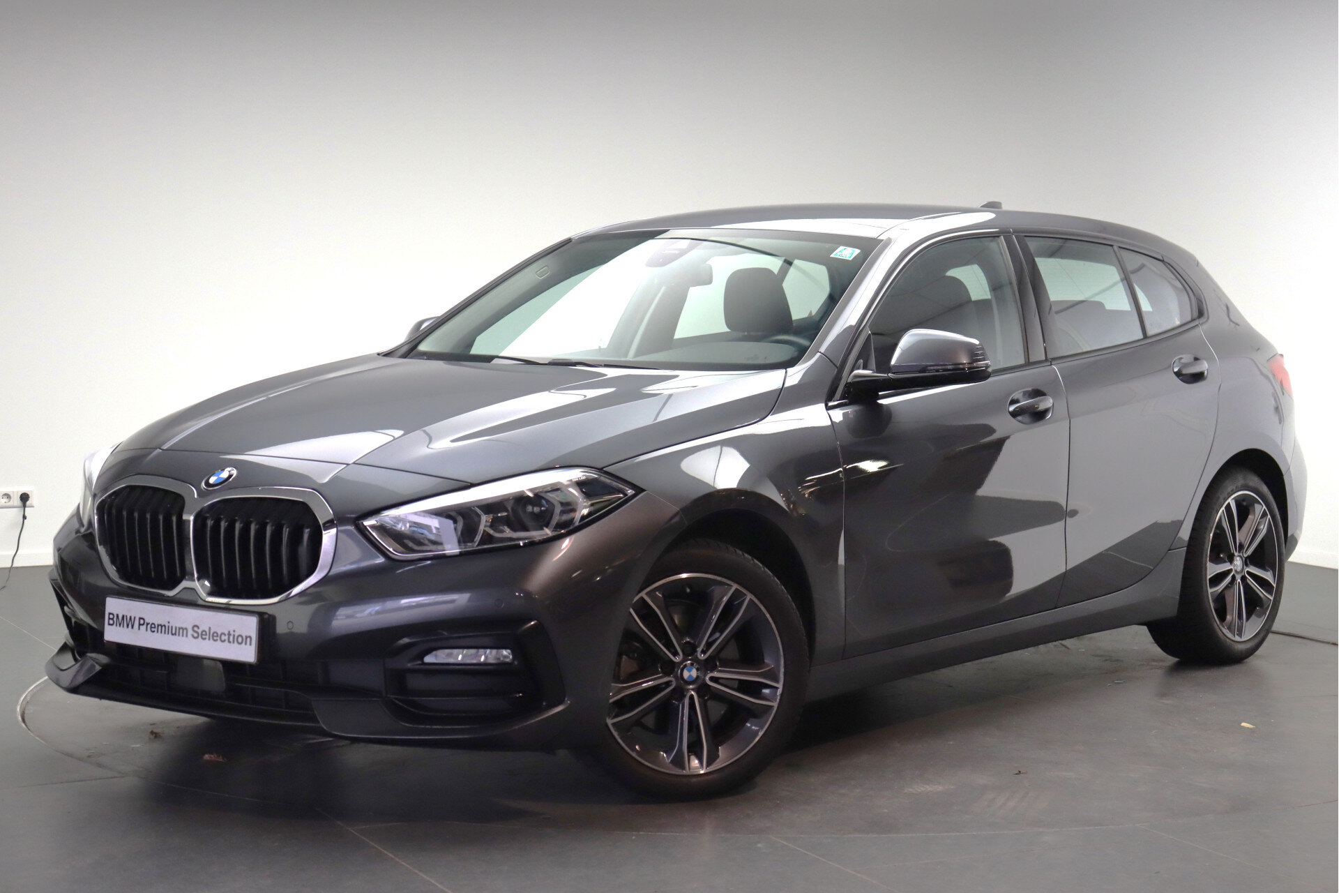 BMW 1 Serie 118i Executive Sport Line Automaat