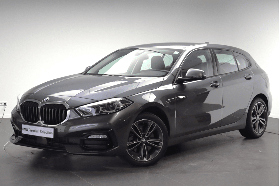 BMW 1 Serie 118i Executive Sport Line Automaat - Afbeelding 1