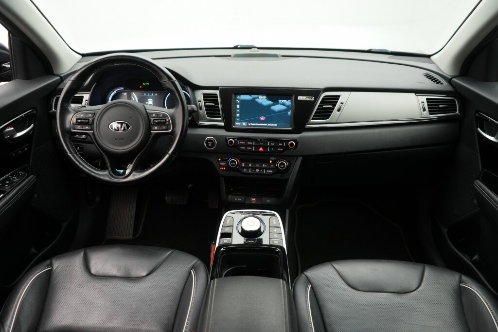 Kia e-Niro ExecutiveLine 64 kWh | Leer | 4x Stoelverwarming - Afbeelding 3