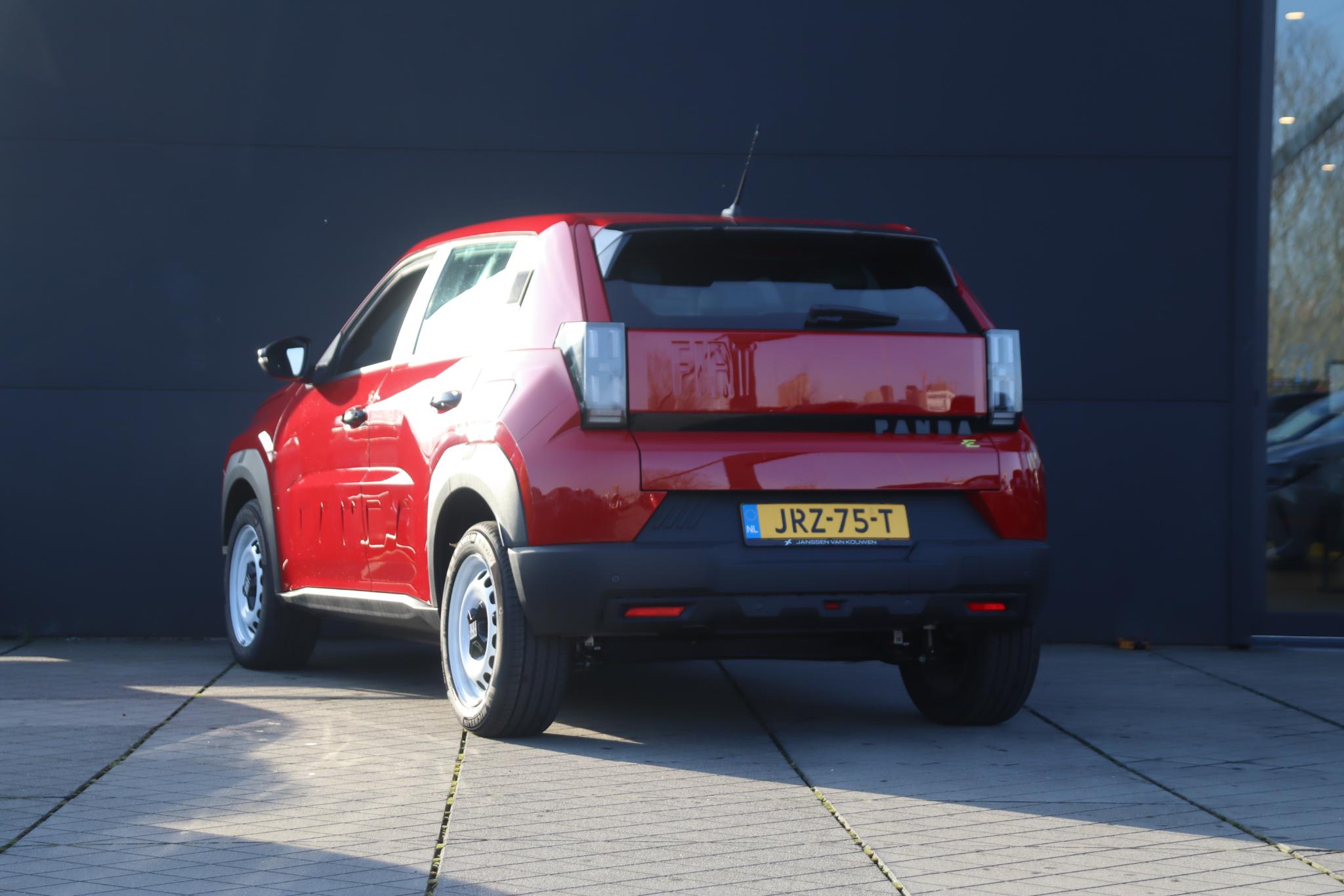 Fiat Grande Panda RED 11kW 44kWh - Afbeelding 2