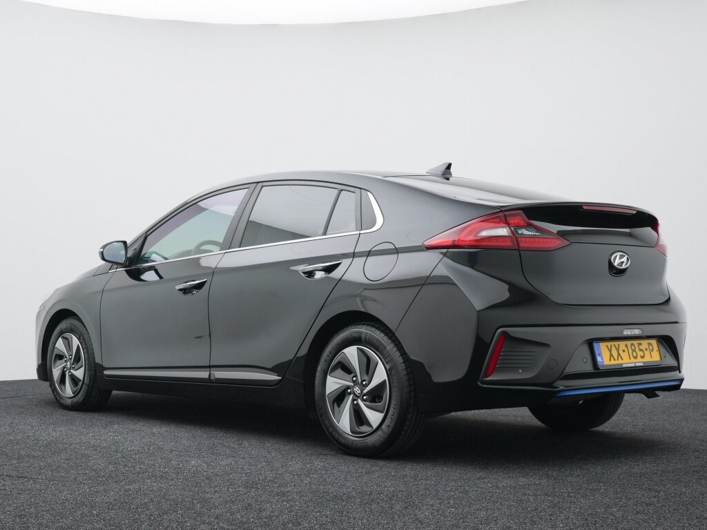 Hyundai IONIQ 1.6 GDi Premium | Memorystoel | Stoelverwarming en -verkoeling! - Afbeelding 2