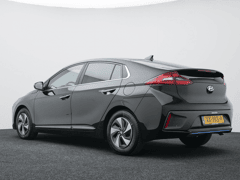 Hyundai IONIQ 1.6 GDi Premium | Memorystoel | Stoelverwarming en -verkoeling! - Afbeelding 2