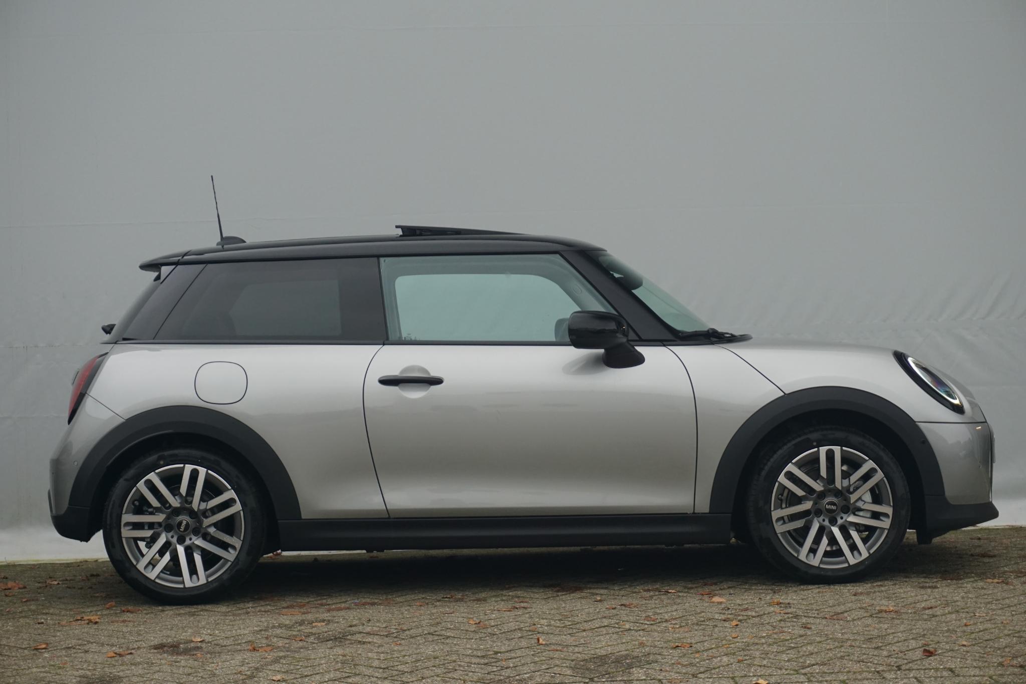 MINI 3-Deurs Cooper C - Afbeelding 4