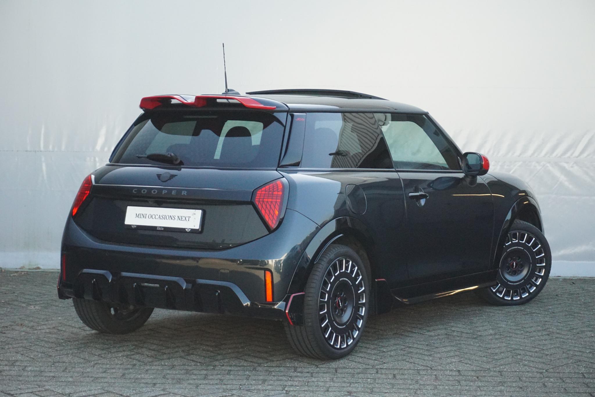 MINI 3-Deurs Cooper C - Afbeelding 2
