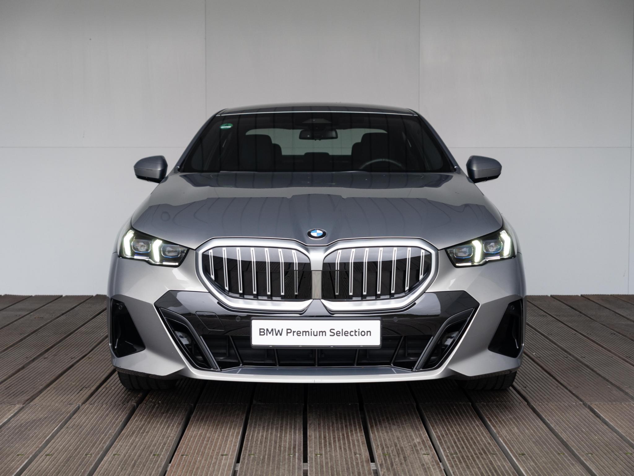 BMW 5 Serie Sedan 520i - Afbeelding 3
