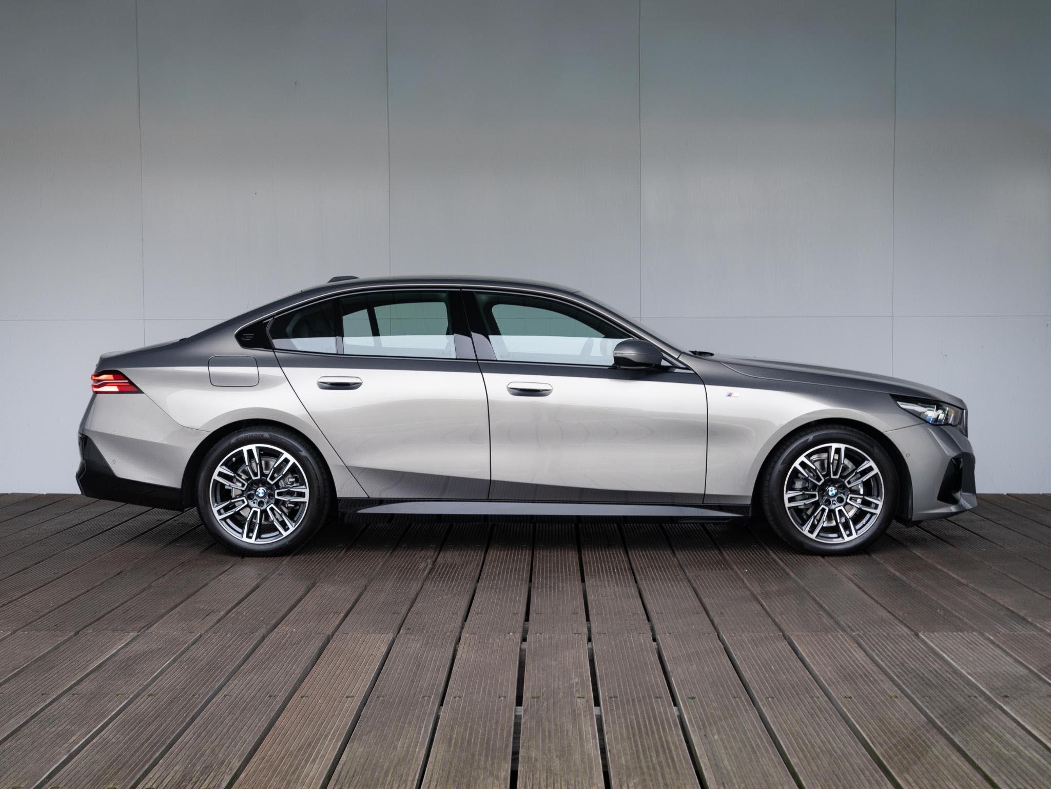 BMW 5 Serie Sedan 520i - Afbeelding 4