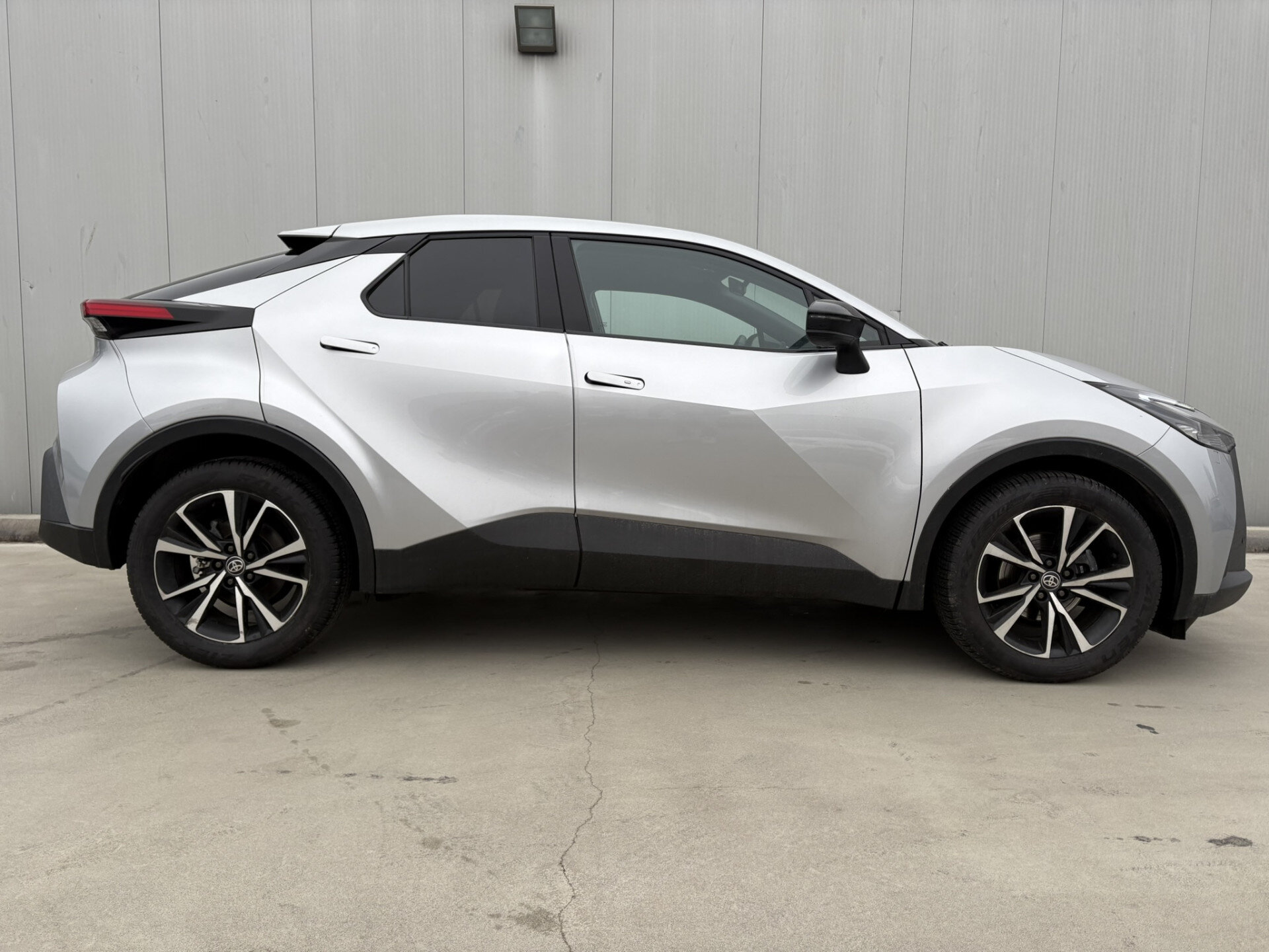 Toyota C-HR 1.8 Hybrid 140 Dynamic - Afbeelding 4