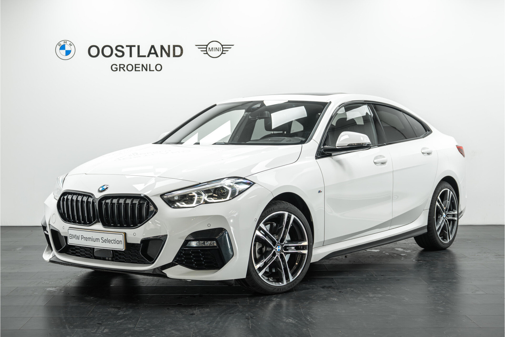 BMW 2 Serie Gran Coupé 220i High Executive M Sport Automaat