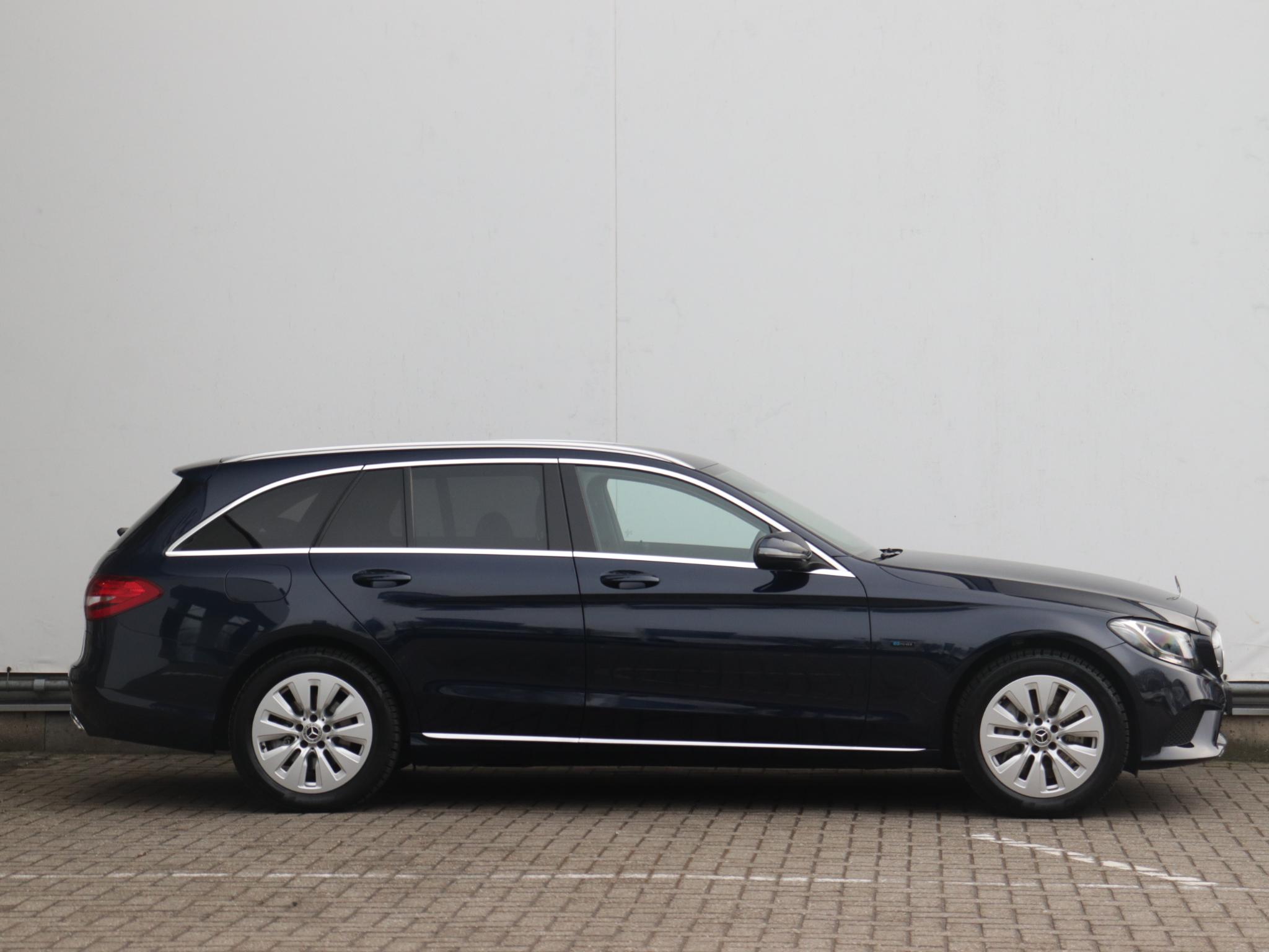 Mercedes-Benz C-Klasse Estate 300 e Business Solution Luxury - Afbeelding 2