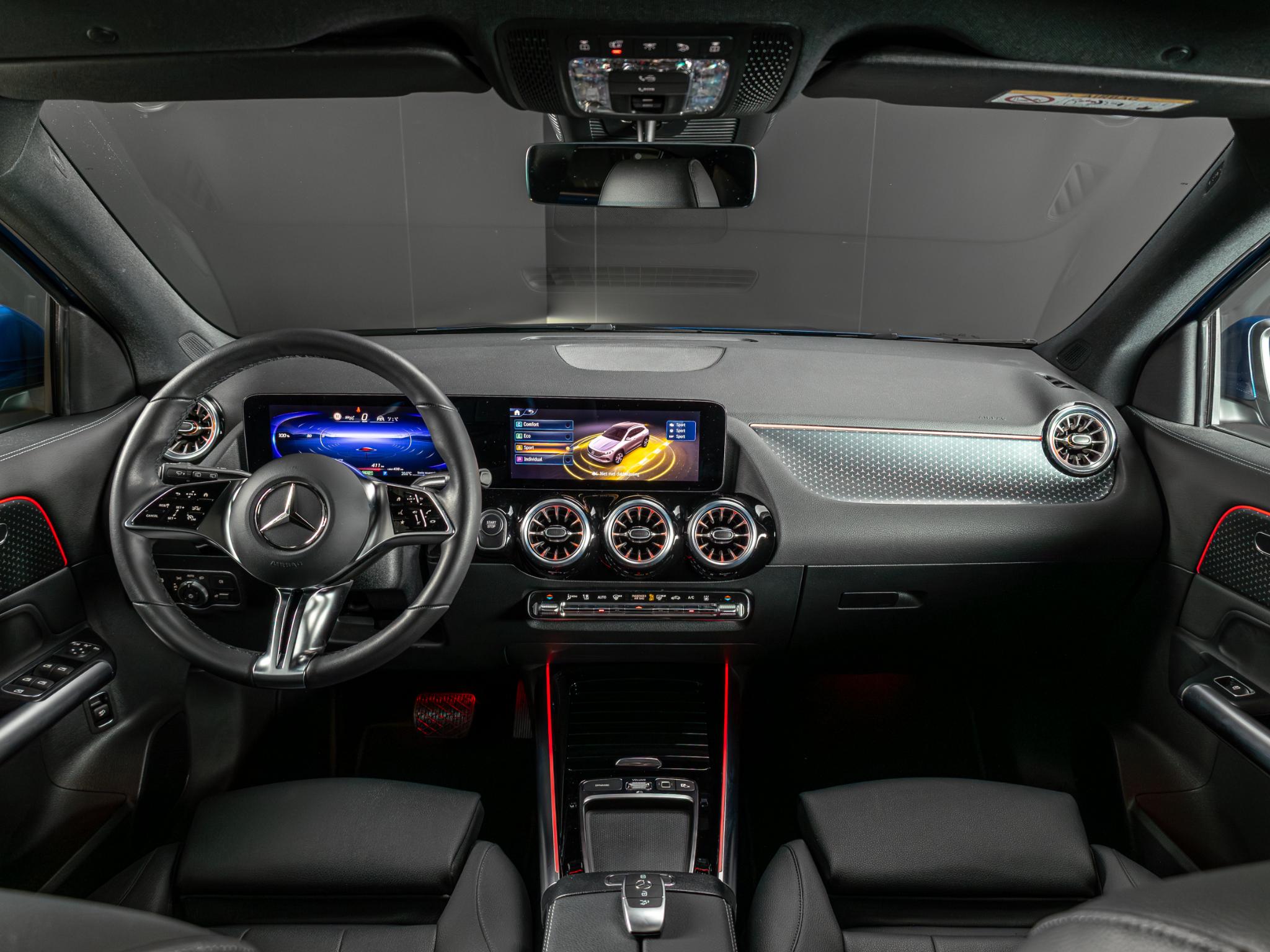 Mercedes-Benz EQA 300 4MATIC Luxury Line 71 kWh - Afbeelding 3