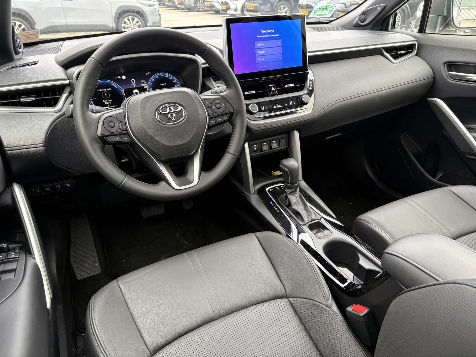Toyota Corolla Cross Hybrid 200 Executive - Afbeelding 2