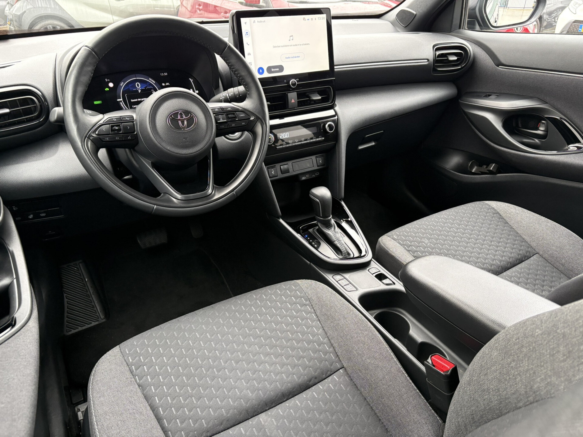 Toyota Yaris Cross 1.5 Hybrid 115 First Edition - Afbeelding 2