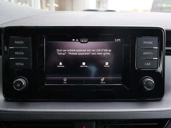 Apple Carplay/Android Auto