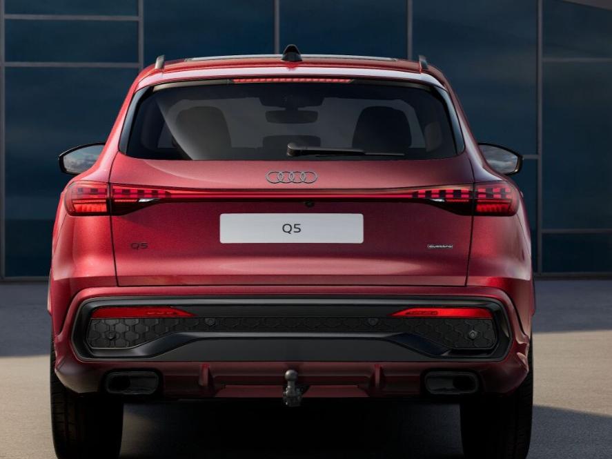 Audi Q5 S edition Competition e-hybrid 270kW / 367PK - Afbeelding 4