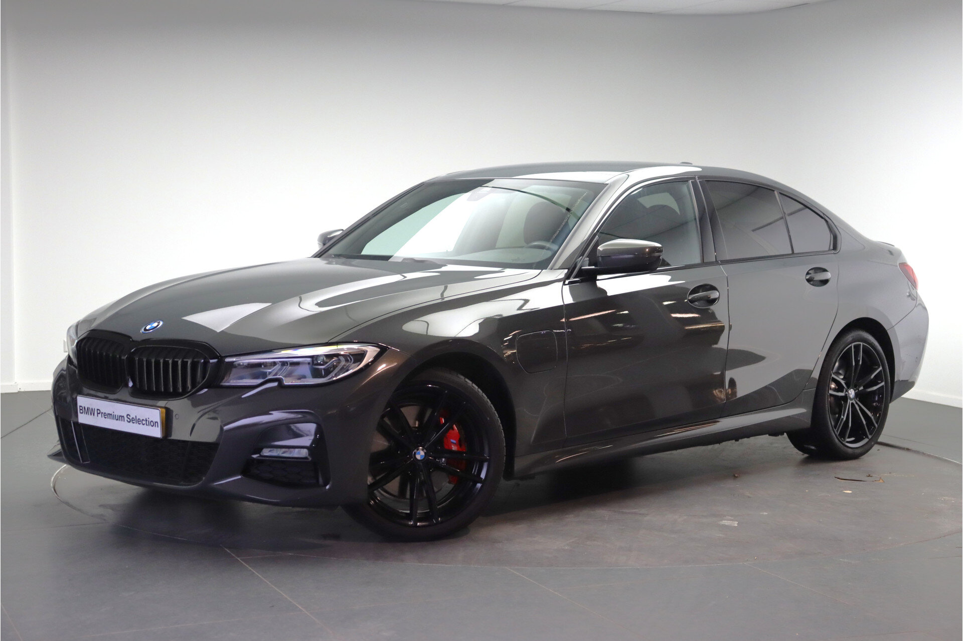 BMW 3 Serie 320e High Executive M Sport Automaat