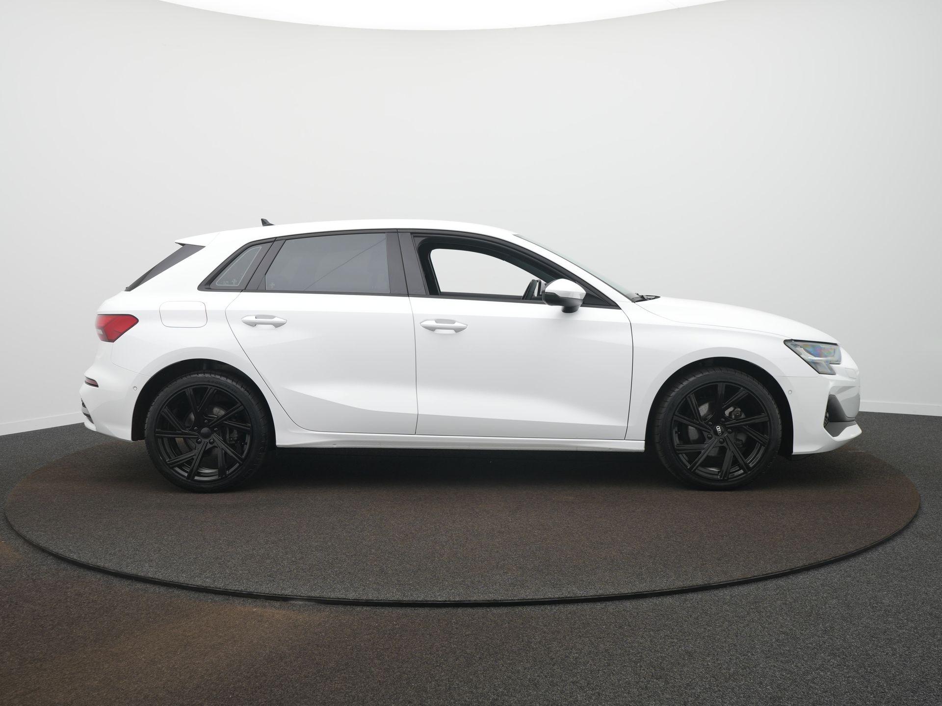 Audi A3 Sportback 35 TFSI Pro Line - Afbeelding 4