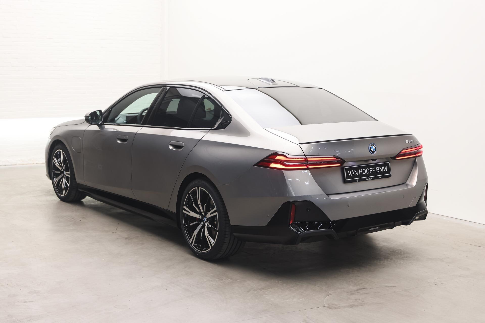 BMW 5 Serie 530e M Sport Automaat - Afbeelding 2