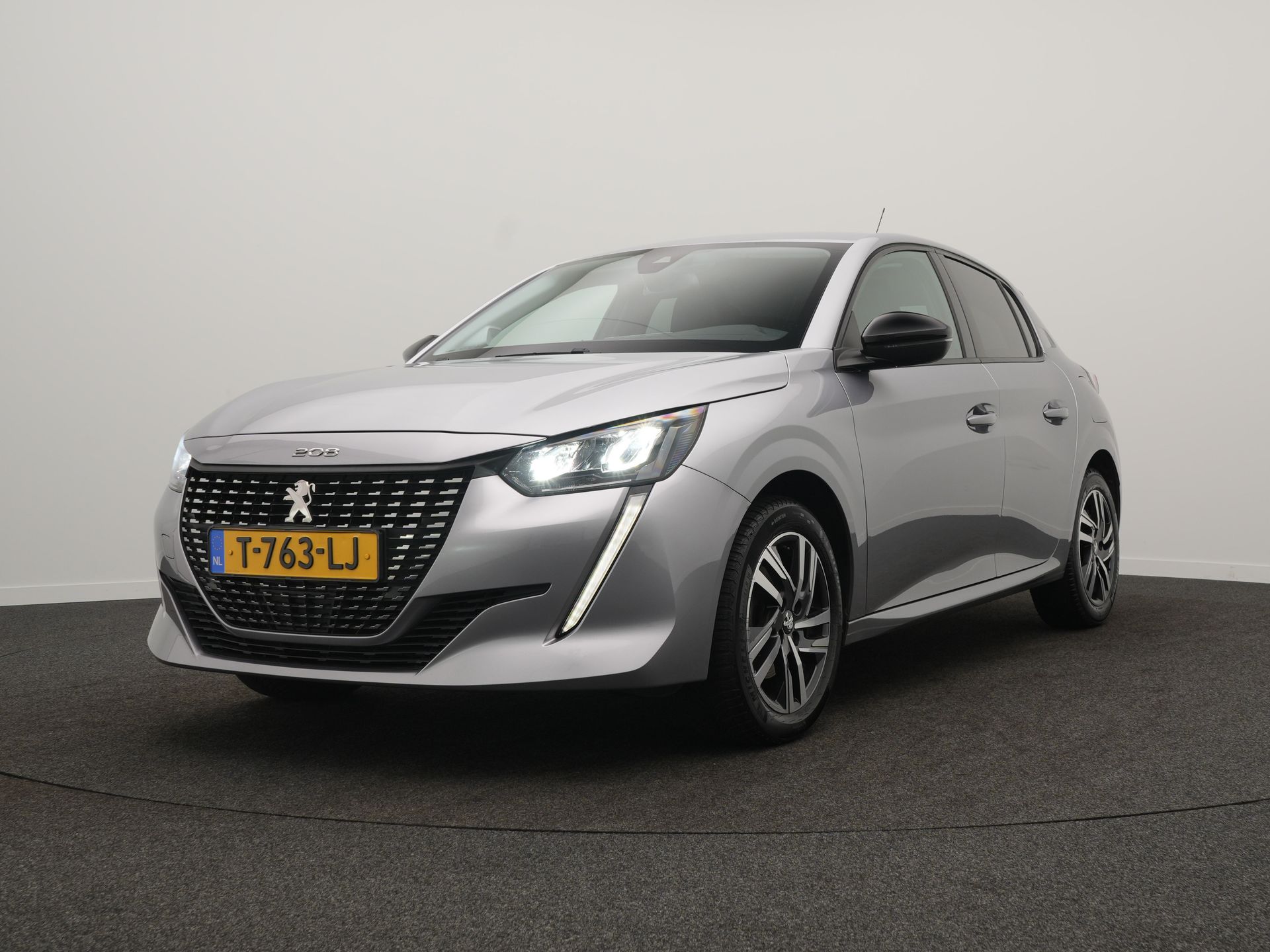 Peugeot 208 1.2 PureTech Allure Pack - Occasion Lease vanaf €479 p/m - Afbeelding 5