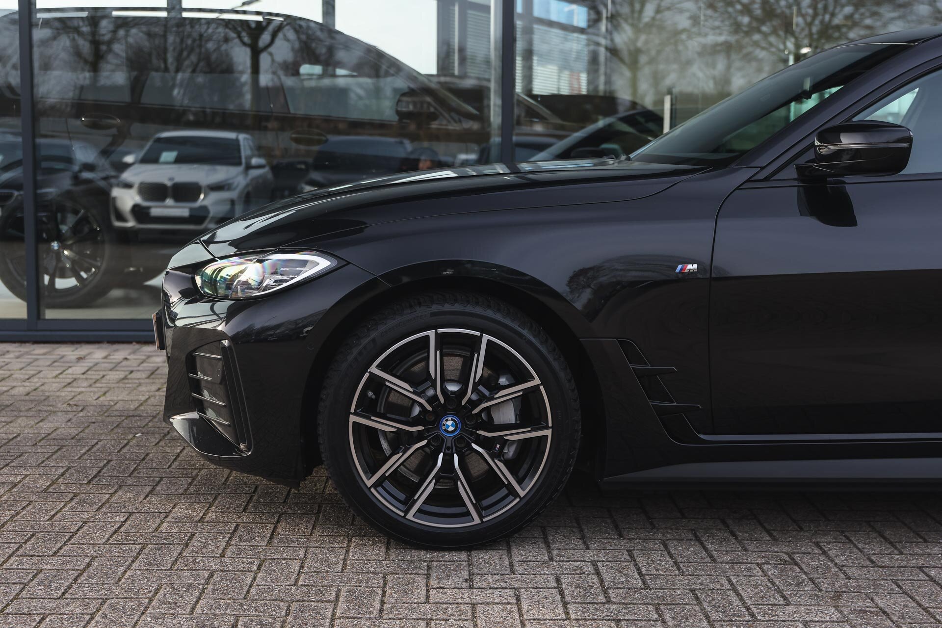 BMW i4 eDrive40 M Sport - Afbeelding 4