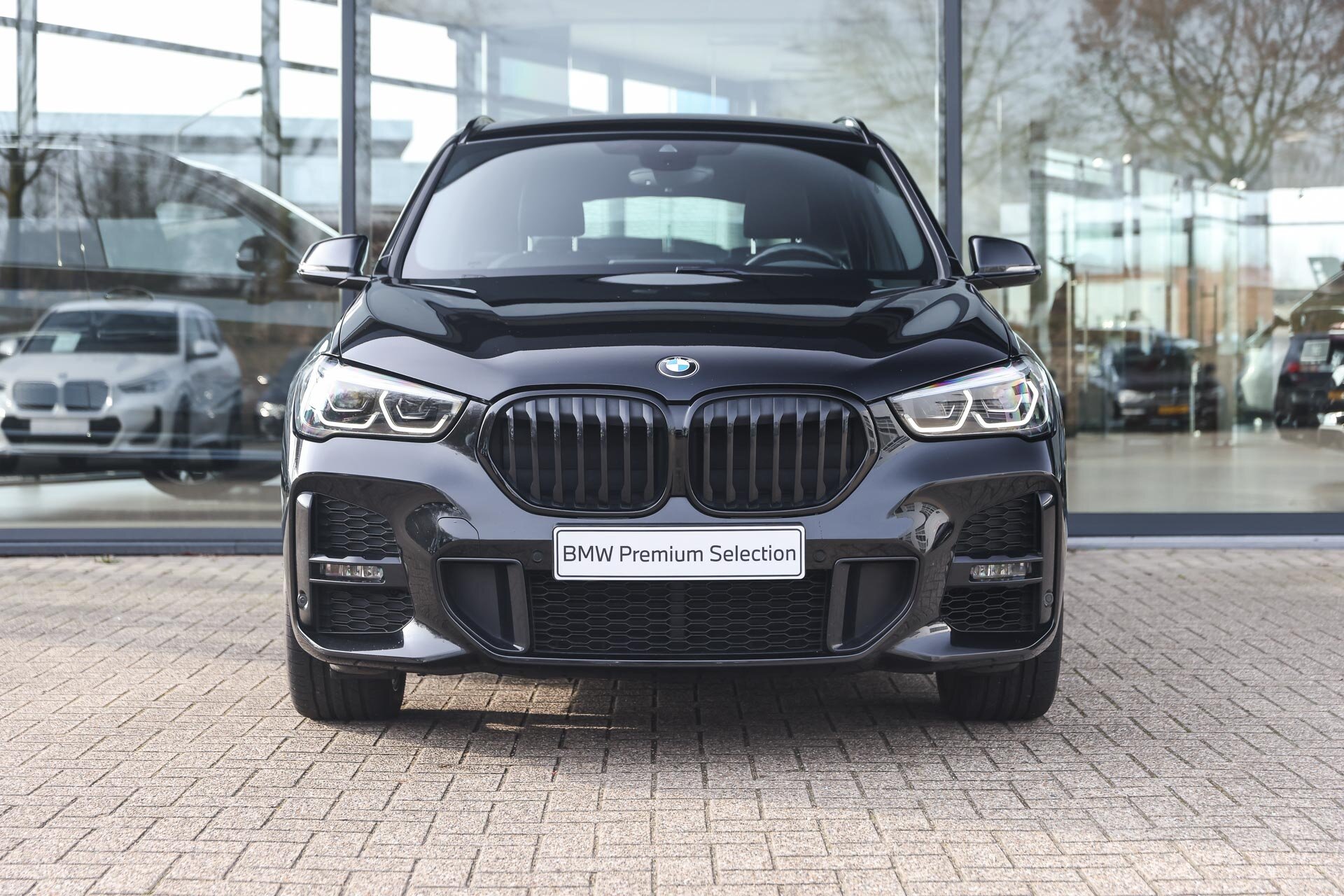 BMW X1 xDrive20i High Executive M Sport Automaat - Afbeelding 5