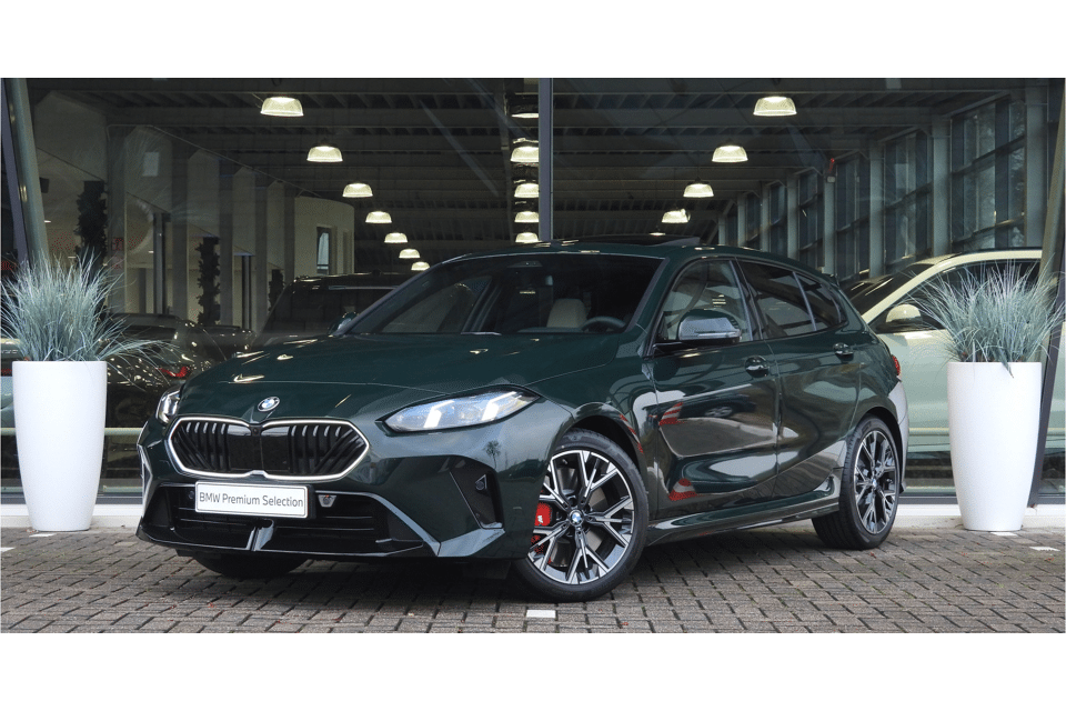 BMW 1 Serie 120 High Executive M Sport Automaat - Afbeelding 1