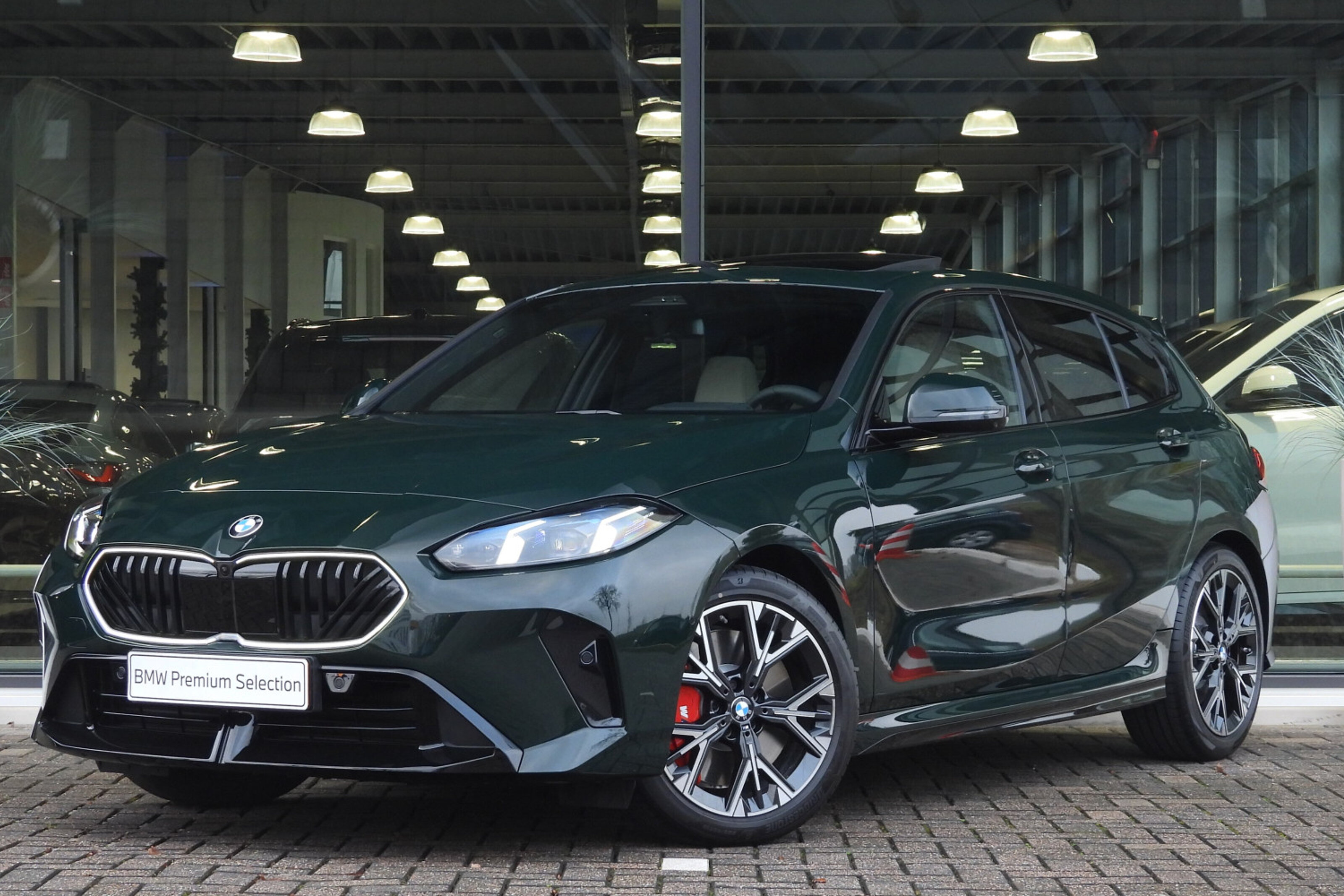 BMW 1 Serie 120 High Executive M Sport Automaat