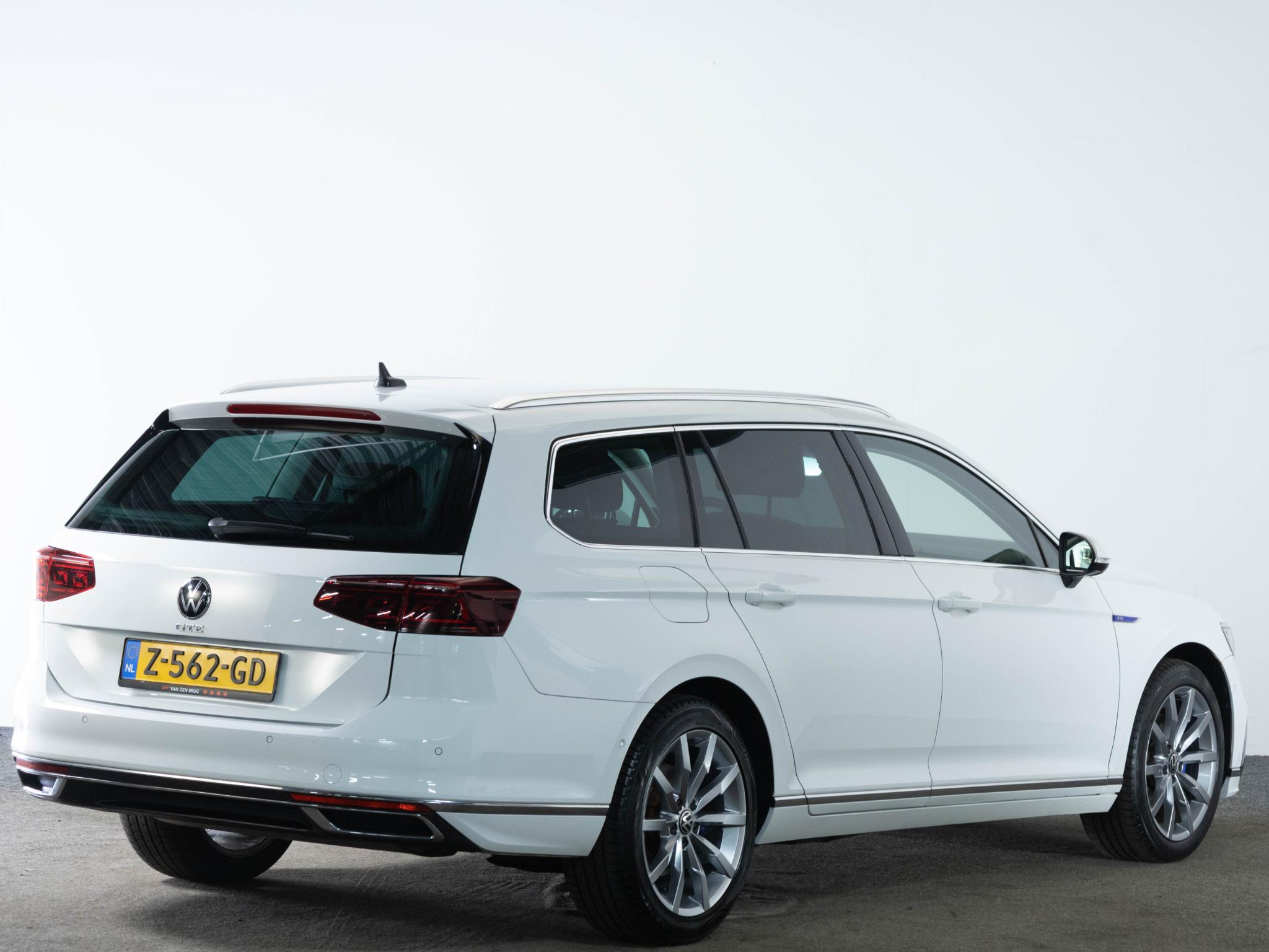 Volkswagen Passat Variant GTE 1.4 TSI 218 PK PHEV Highline - Afbeelding 5