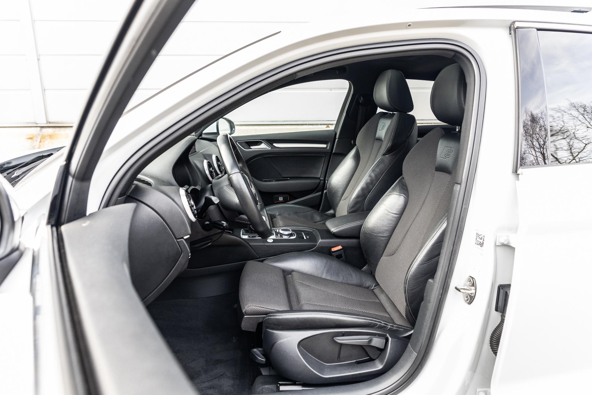 Audi A3 Limousine 1.4 TFSI 150pk S-tronic CoD Sport S Line Edition - Afbeelding 4