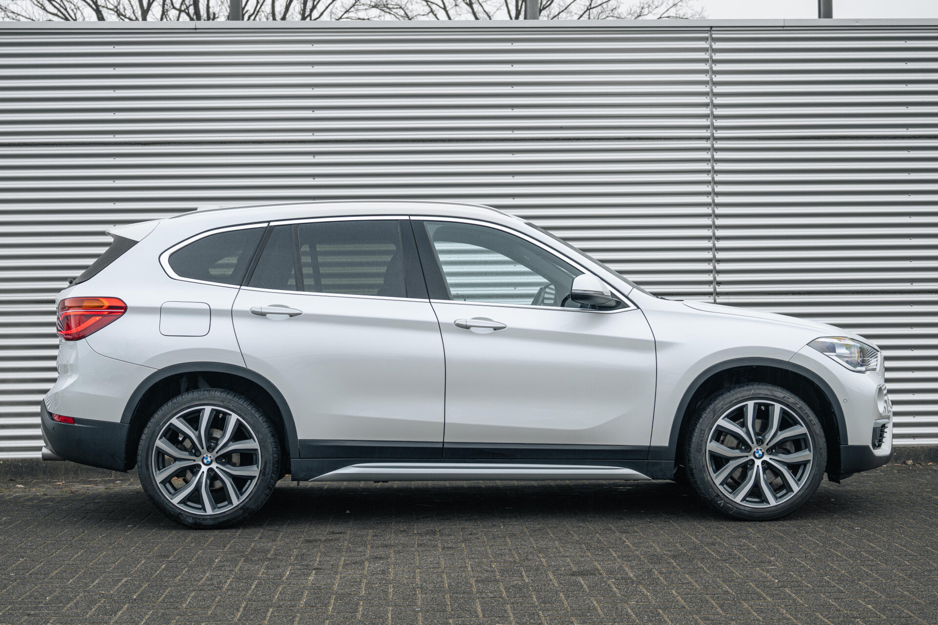 BMW X1 sDrive20i High Executive xLine Automaat - Afbeelding 3