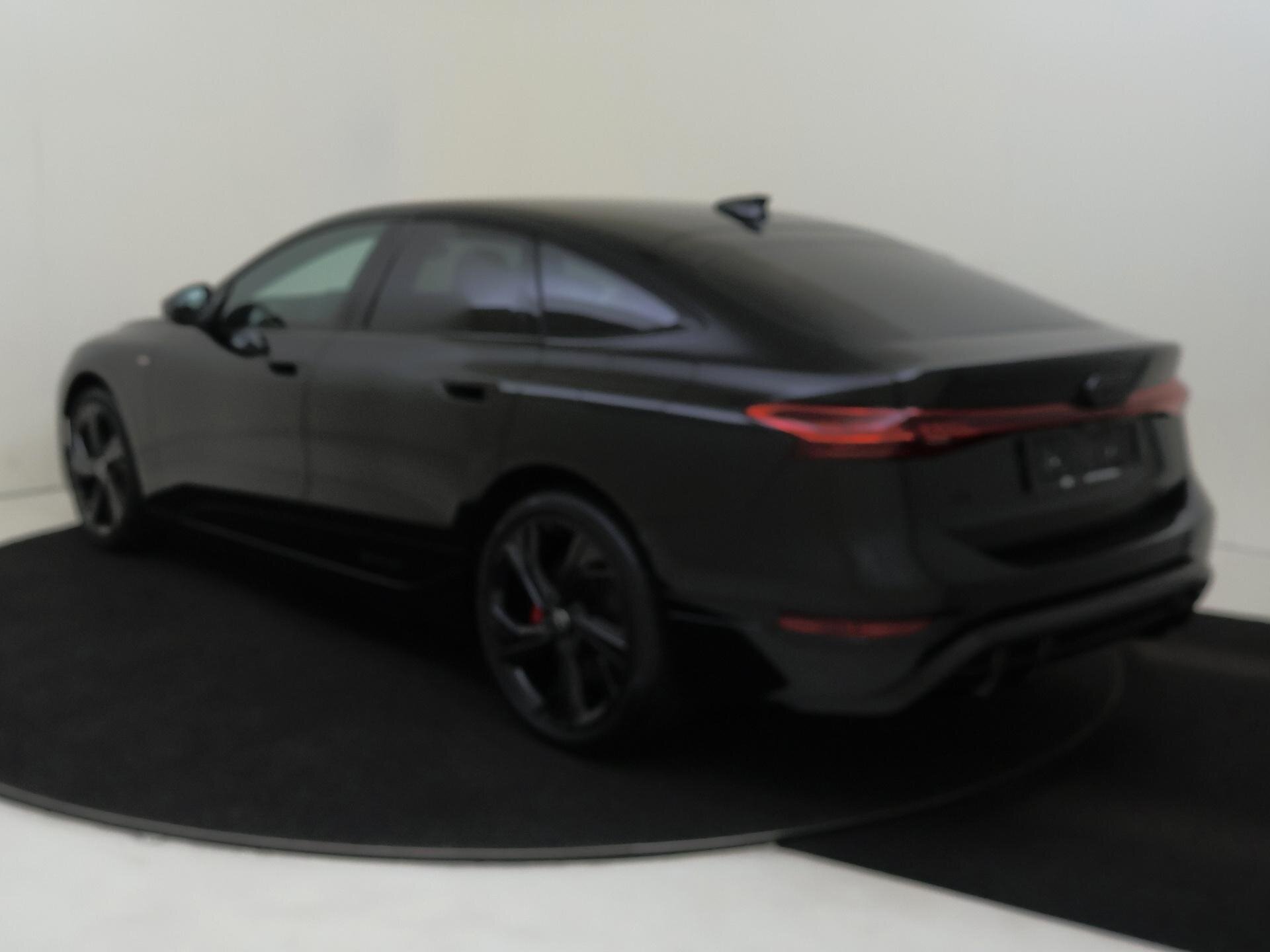 Audi A6 Sportback e-tron S edition - Afbeelding 3