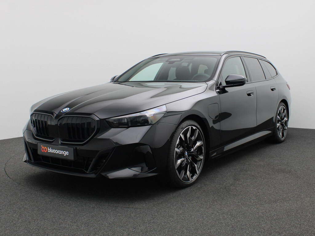 BMW 5 Serie Touring 530e xDrive 299PK Aut. M-Sport, Panoramadak, Head-Up Dis