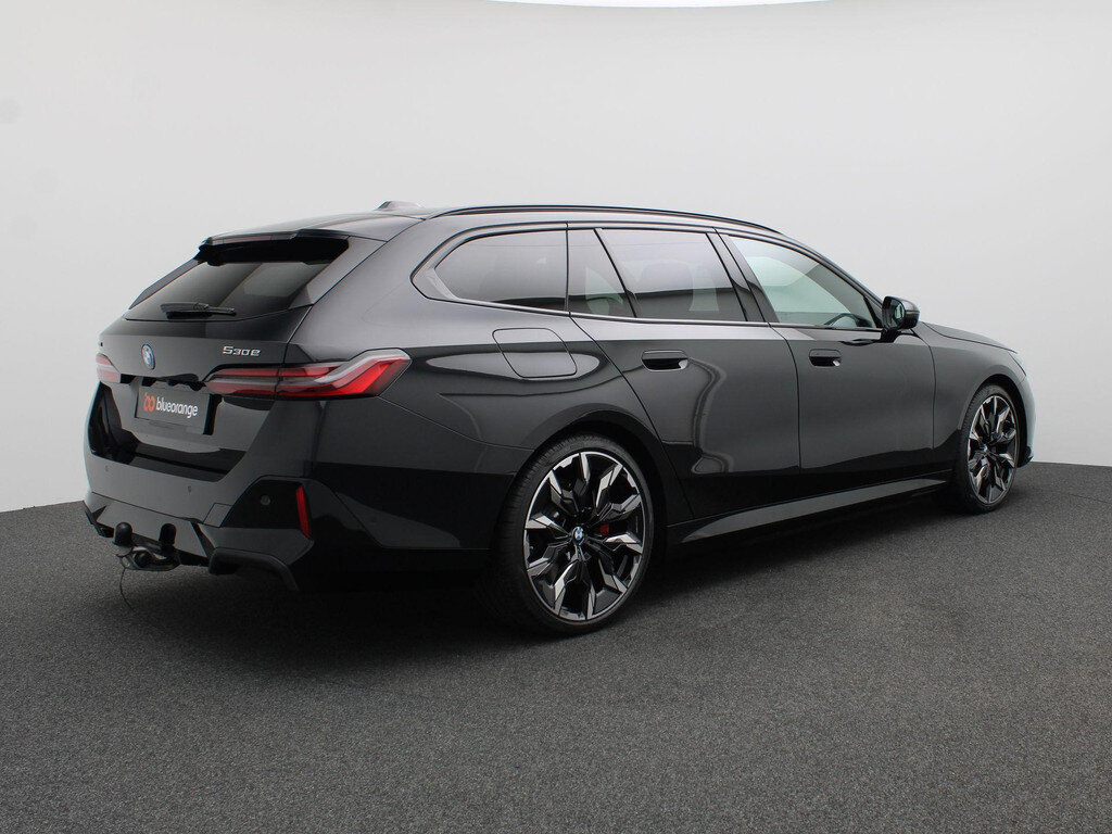BMW 5 Serie Touring 530e xDrive 299PK Aut. M-Sport, Panoramadak, Head-Up Dis - Afbeelding 4