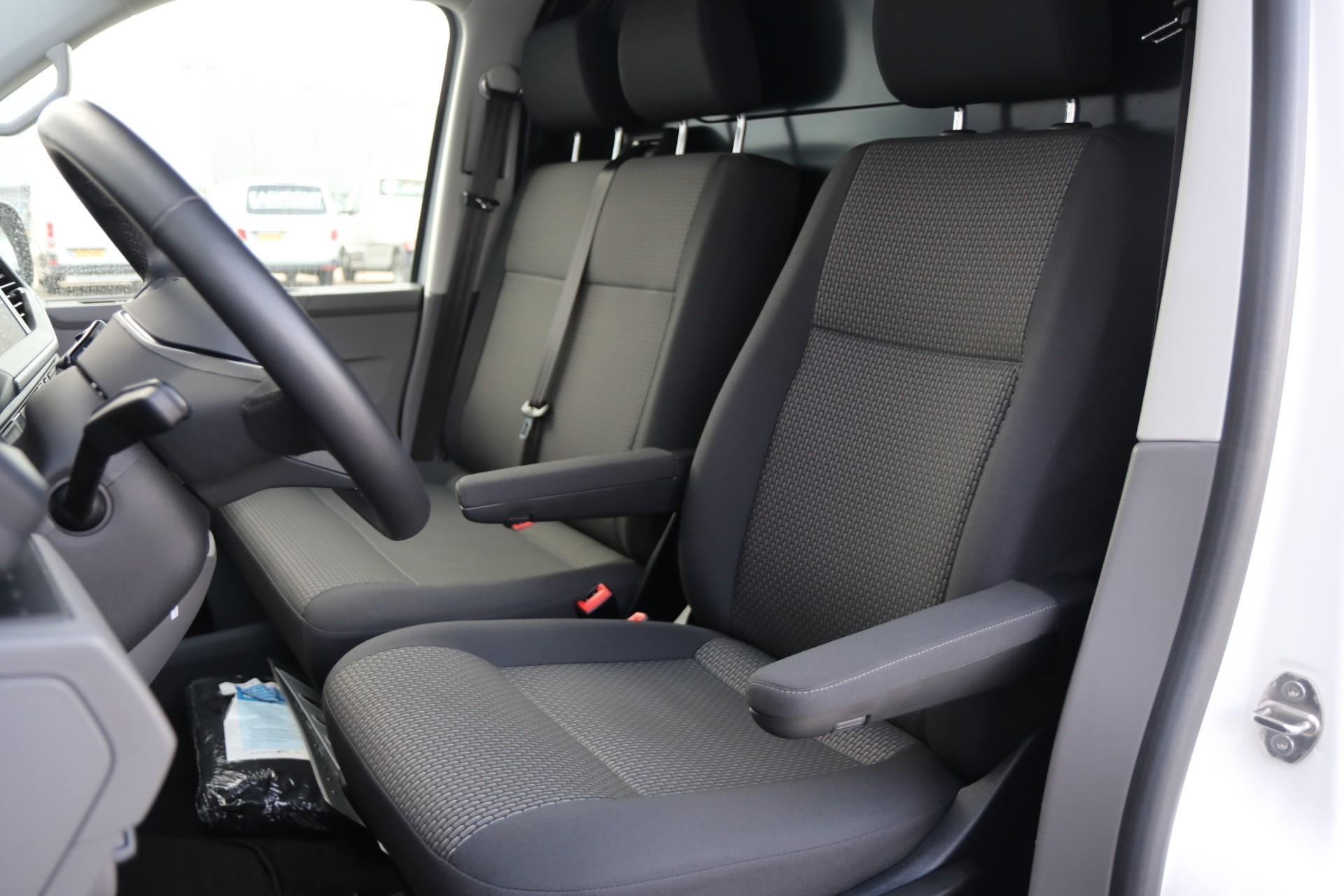 Volkswagen Transporter 2.0 TDI 110pk L2H1 28 Comfortline - Afbeelding 4