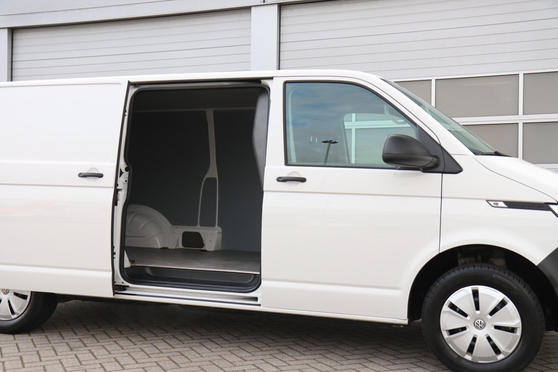 Volkswagen Transporter 2.0 TDI 110pk L2H1 28 - Afbeelding 4