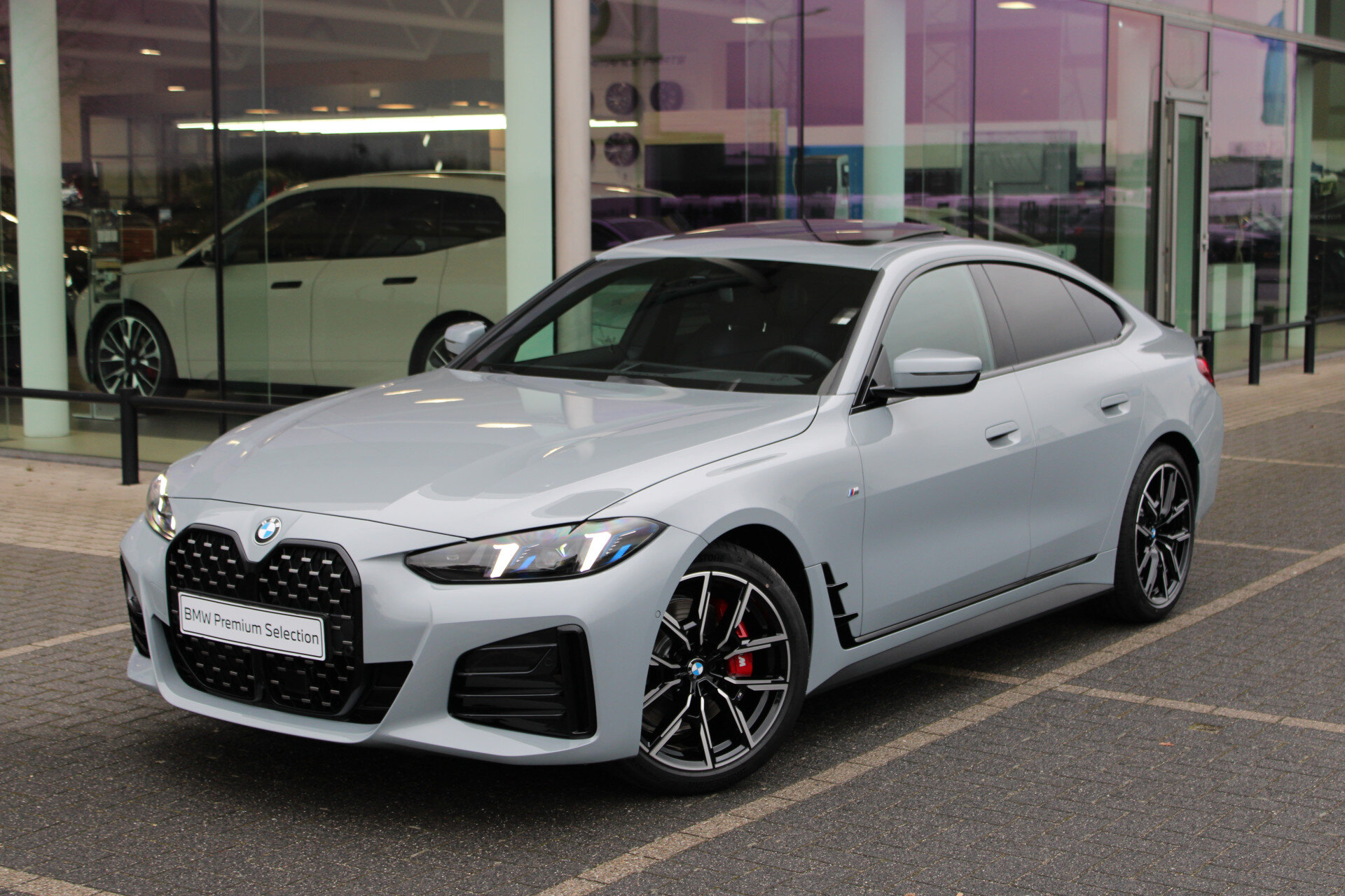 BMW 4 Serie Gran Coupé 420i M Sport Automaat - Afbeelding 3