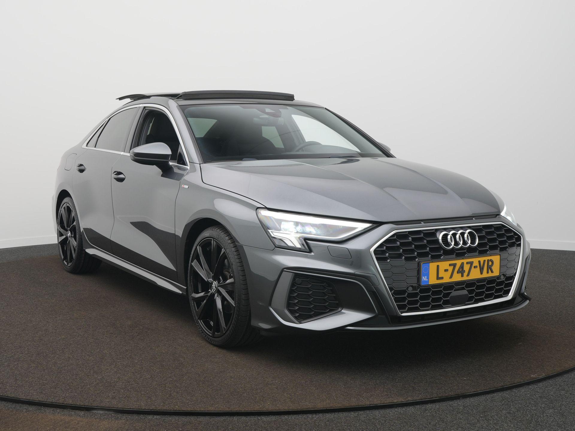 Audi A3 Limousine 30 TFSI S edition - Afbeelding 3